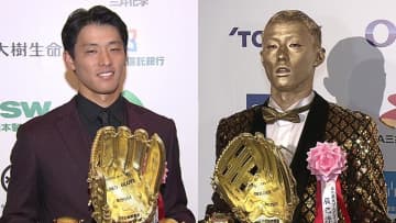 「普通の格好してみて思ったのは僕はこれじゃない」GG受賞の楽天・辰己　“全身ゴールデン”から一転　落ち着いた服装に