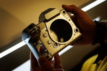 マグネシウムやアルミの合金部品の「STG」年間1件以上のM＆Aを実施