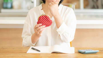 親の介護のお金は誰が負担？口座は凍結されるの？親が認知症になったときの「お金問題」をファイナンシャルプランナーが解説