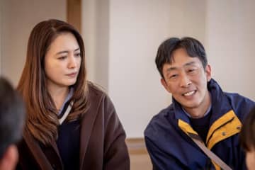 『小さい頃は、神様がいて』“さとこ”阿川佐和子、“あん”仲間由紀恵に究極の質問　ネット賛否「貫いてほしい」「変えていいの！」