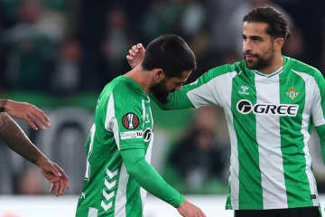 イスコ、復帰後初先発も“わずか10分”で負傷交代…契約延長直後に長期離脱の可能性