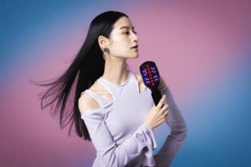 Makuakeで達成率8000％超を記録した美容ブラシ　EMS搭載「クリオネ スパプラス」が一般販売開始！　～ 髪・頭皮・顔まで。とかすだけの“ながらケア”美容ブラシ ～