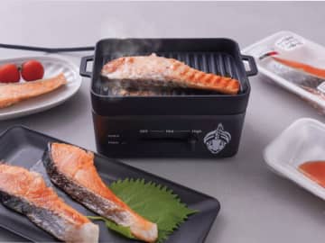 スーパー戦隊とコラボした焼きシャケ用グリル、サンコー