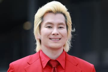 カズレーザー　マナー違反のイルミネーション撮影に「横断歩道を渡っている時、電源を切れば」