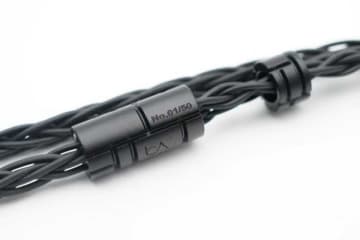 Beat Audio、国内50本限定の漆黒のイヤホンケーブル「Shadow Sync」。約7万円
