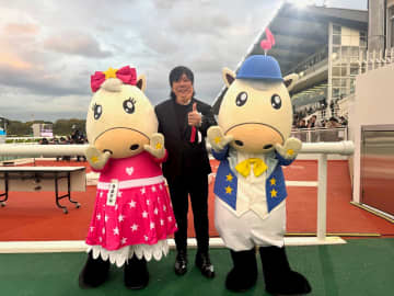 大仁田厚、第12R園田金杯を的中！火傷負傷でも笑顔で“レジェンド予想会”登場