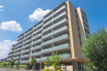 東京23区の新築マンションは“平均1億円以上”!? “年収500万円”でも「下町エリア」なら、手取りベースの返済計算＋頭金次第で買える望みはありますか……？