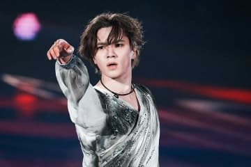 宇野昌磨が小さく唸った質問「まだ分からないけど…」　全開ショー直後、記者に見せた微笑みの意味【Ice Brave 2】