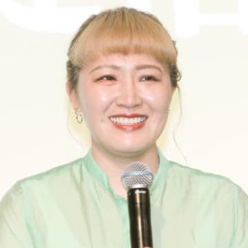 丸山桂里奈、2歳娘の寝かしつけに一苦労「隣にいないとすごい泣くんですよ」