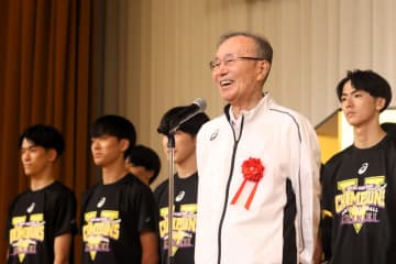 鎮西高の畑野久雄監督が80歳で急逝 思いを受け継ぎ宮迫竜司コーチが監督に
