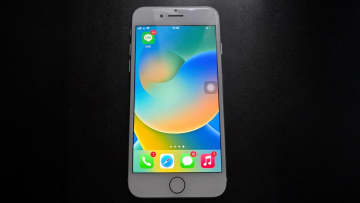 iPhone 8はすでに限界？2025年以降も「使える機能」と致命的な「できないこと」を徹底解説