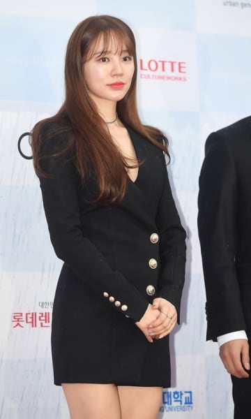 “伝説のキスシーン”も…女優ユン・ウネ、『コーヒープリンス』で共演コン・ユへの特別な思いを告白「気持ちがこみ上げる」