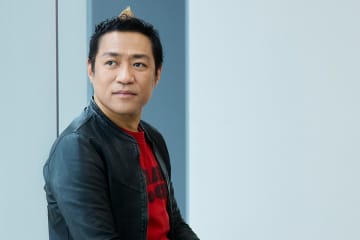 「共同便所のボロアパートで同棲」はなわ　借金まみれにも… “いい夫婦”選出までの激動の“結婚生活25年”