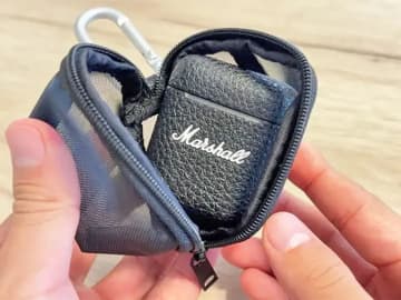 「一度使うと手放せない！」　無印で買った『小さなポーチ』の使い方に「思ったより収納できる」