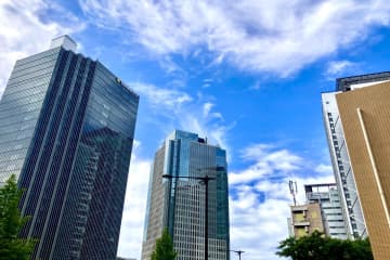 来年就活が始まる長男、「大手総合商社」か「国家公務員」で迷っているそうです。「大企業」と「国家公務員」、“生涯賃金”が高いのはどっち？