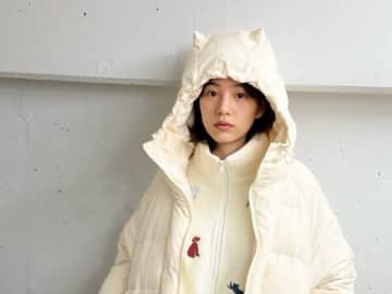 のん、"猫耳"真っ白ダウンに包まれた冬私服コーデにファン悶絶