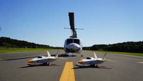 防衛装備庁 航空装備研究所、複数の無人実験機と有人ヘリによる飛行試験を実施