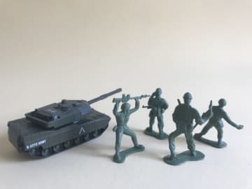 フランスで志願兵役制度導入へ　大竹「素人考えとしてはそうじゃない方向に動けないものか」