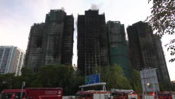 【速報】香港高層住宅火災で火災報知器正常に作動せずと当局発表…死者128人で200人と連絡取れず79人がケガ