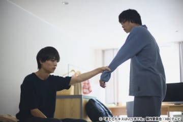 小関裕太×松岡広大×太田将熙×溝口琢矢×本島純政「君キス」座談会②　溝口“覚悟のキス”に太田は…