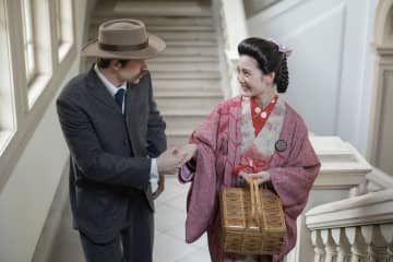 NHK朝ドラ『ばけばけ』 江藤リヨ役・北香那、ヘブン役トミー・バストウとの会話に驚き「えっ、そんな言葉も知ってるの？」