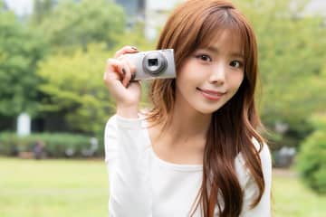 【実写レポート】「IXY 650 m」は初心者でも使いこなせるか？ レースクイーンが挑戦してみた