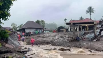 「こんな光景見たことない」一面水につかった道路…東南アジア各地で洪水　インドネシア大雨で61人死亡　犠牲者さらに増える可能性