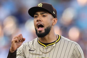 ドジャース、元阪神＆パドレス守護神を獲得か？ 大谷翔平と因縁も...現地メディアが補強案を紹介「選択肢の一つとなるかもしれない」