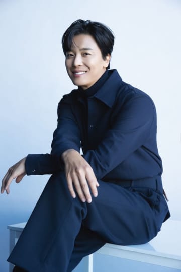 ヨン・ウジン、2026年2月22日に東京でファンミーティングを開催！来場者全員とのハイタッチ会も