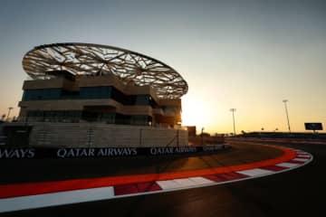 ピレリ、カタールで周回数を制限する理由を説明。サーキット特性や温度による摩耗率の高さを指摘