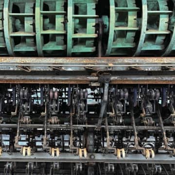 和田彩花らによるLOLOET、初のアルバム『環響音』をリリース。新曲「La fete（祝祭）」LIVE MVを公開