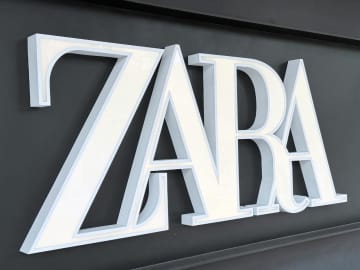 この組み合わせ、最強です♡【ZARA】「ニット × レース」が可愛い「プチ甘めトップス」