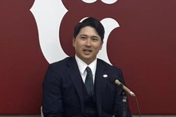 【巨人】泉口友汰　３７００万円増の大幅アップで更改「自分でも想像できないシーズン」