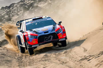 フルモーがミスコースを巻き返す首位堅守。険しすぎるサウジで後退者続出【デイ3レポート】