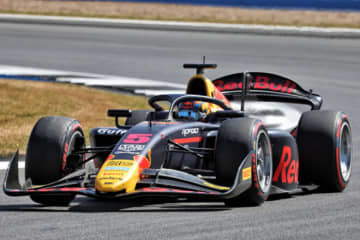レッドブル育成ゲーテが初のPP獲得。FP最速フォルナローリは2番手に／FIA F2第13戦予選