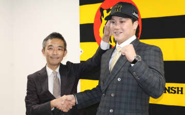 【阪神】関西は「第二の故郷」伏見寅威が入団会見　日本ハムからトレード移籍