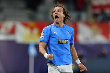 38歳元ブラジル代表名手が「ここにいたのか」　欧州帰還…CLで豪快弾「似てるなと思ったら本人」