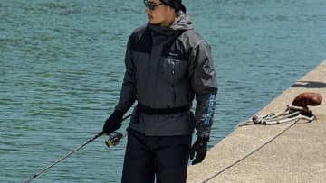 シマノのこだわり防寒ウェアが登場。暖かさと動きやすさを両立、防水基準もクリアした『コスパ最強モデル』。