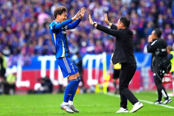 『下を向くな、威厳を保て』黒田剛と昌子源が導いた悲願。町田ゼルビア初タイトルの舞台裏