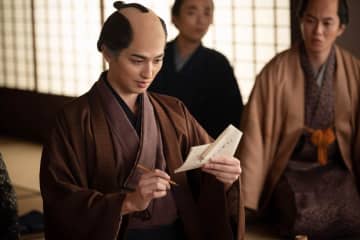 【べらぼう】第45回「その名は写楽」の場面写真を一挙、公開！