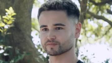 人気メンズコーチYouTuber、“原点”となった5年前の動画に反響「さわやか」「ヒゲないとかわいい」