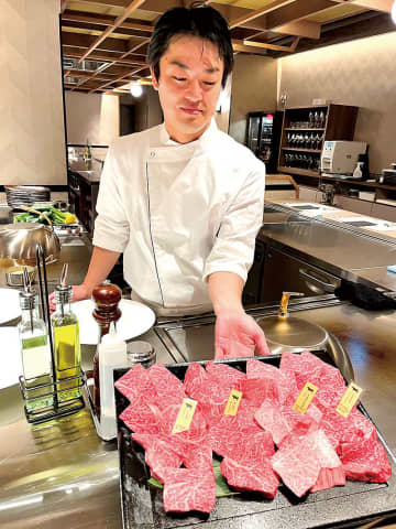 黒毛和牛が食べ放題　通販大手・ベルーナの子会社が鉄板焼レストラン　新宿にきょうオープン　品質とコスパに自信　最高位A5ランクの肉を食べ放題で提供「ほかにないのでは」