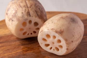 れんこんの中が黒い…食べても大丈夫？腐っているサインとは