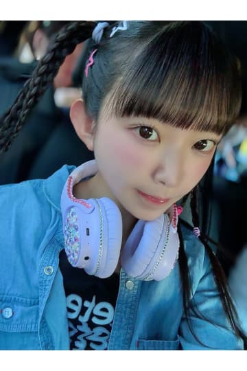 30歳Fカップグラドルが「小学生？」　長澤茉里奈の報告にネット注目「童顔にも程がある！」