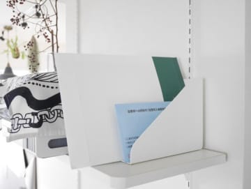 散らかるのは床に物を置くから！片づけのプロもやってる「床置き防止テクニック」3選