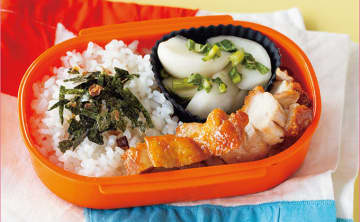 すぐできる2食材弁当。鶏の照り焼き＆かぶのマリネ「鶏の照り焼き弁当」