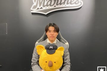 ロッテ・小川龍成、バットは「両方試しながら」…「開幕に良い方でいければ」