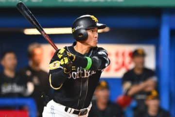 鷹・柳町達が保留「球団と話し合いたい」　最高出塁率＆ベストナイン…来季から一塁に挑戦