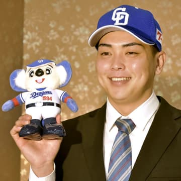 中日1位・中西聖輝「甲子園優勝」でプロ入り決意も、土壇場で青学大進学に“翻意”した顛末【25年ドラフト選手の“家庭の事情” 】
