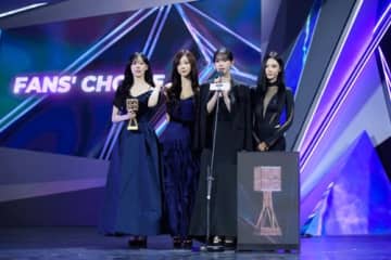 aespa・ニンニンも哀悼の意　香港大規模火災に中華圏出身K-POPアイドルが「MAMA」で伝えたメッセージ